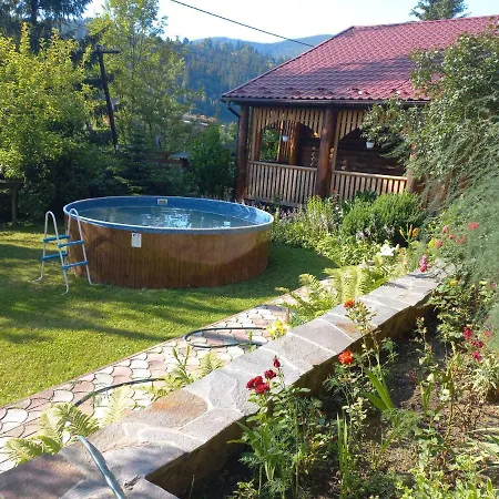 гостинний дім лелич Lodge